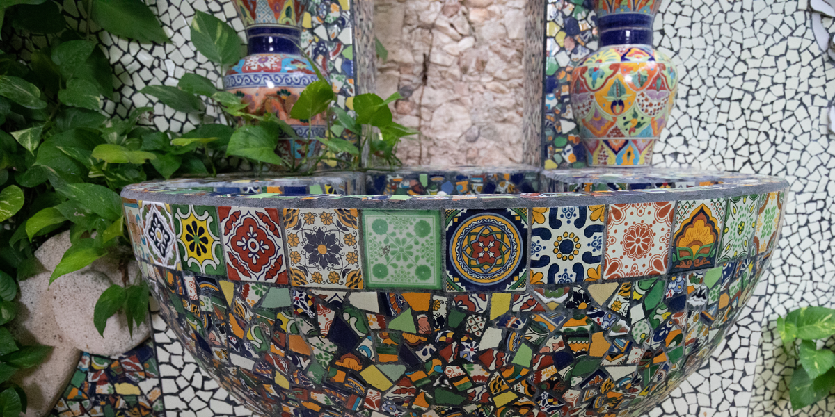Mosaic garden art: how to transform your outdoor spaces