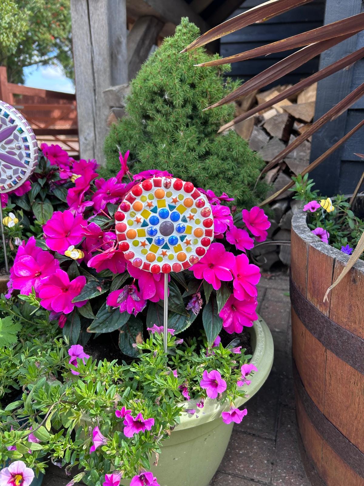 Rainbow Dot Flower Pop Mosaic Kit – DIY Garden Mosaic Craft Kit for Beginners